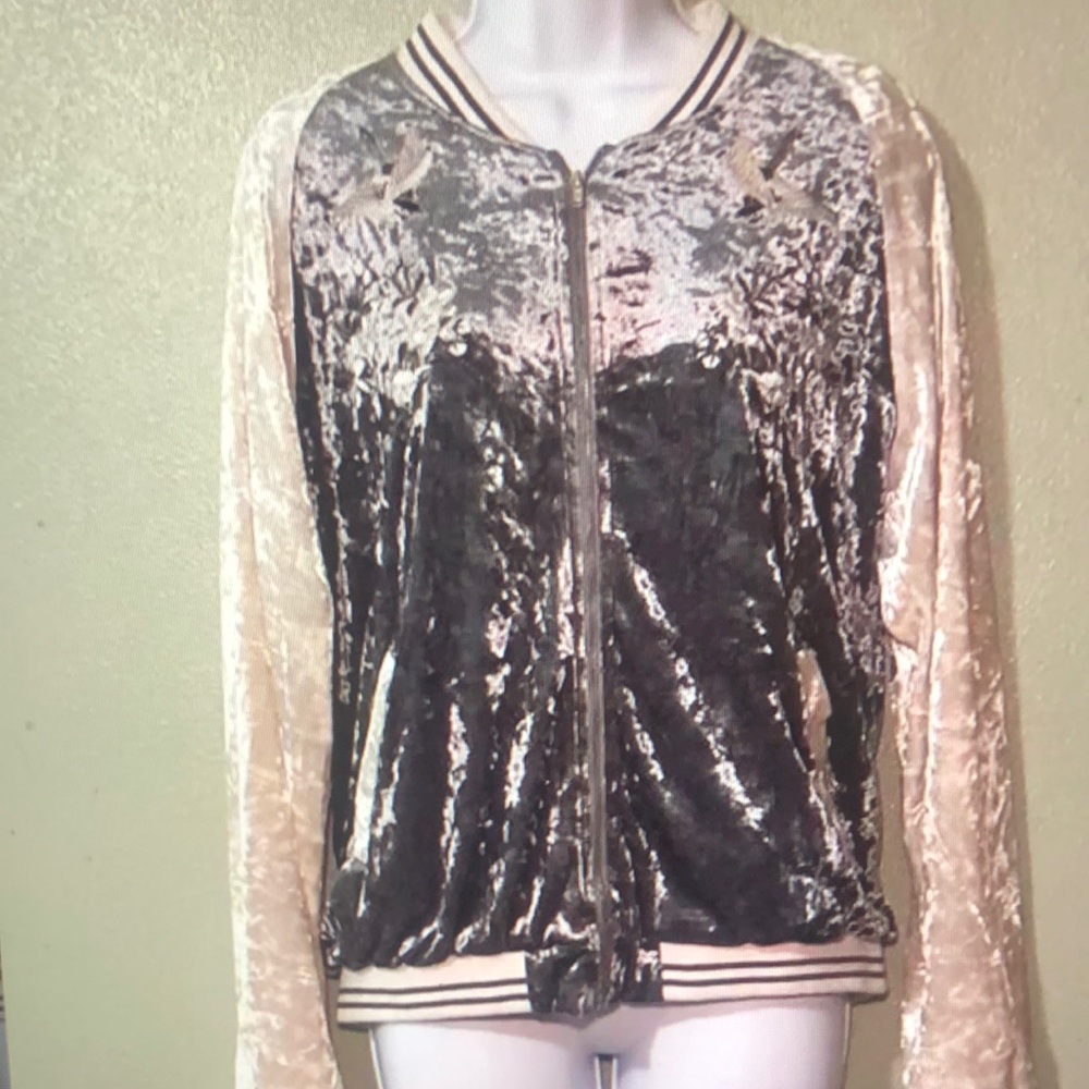 She‎ + Sky Embroidered Floral Hummingbird Crushed Velvet Gray Cream Jacket M